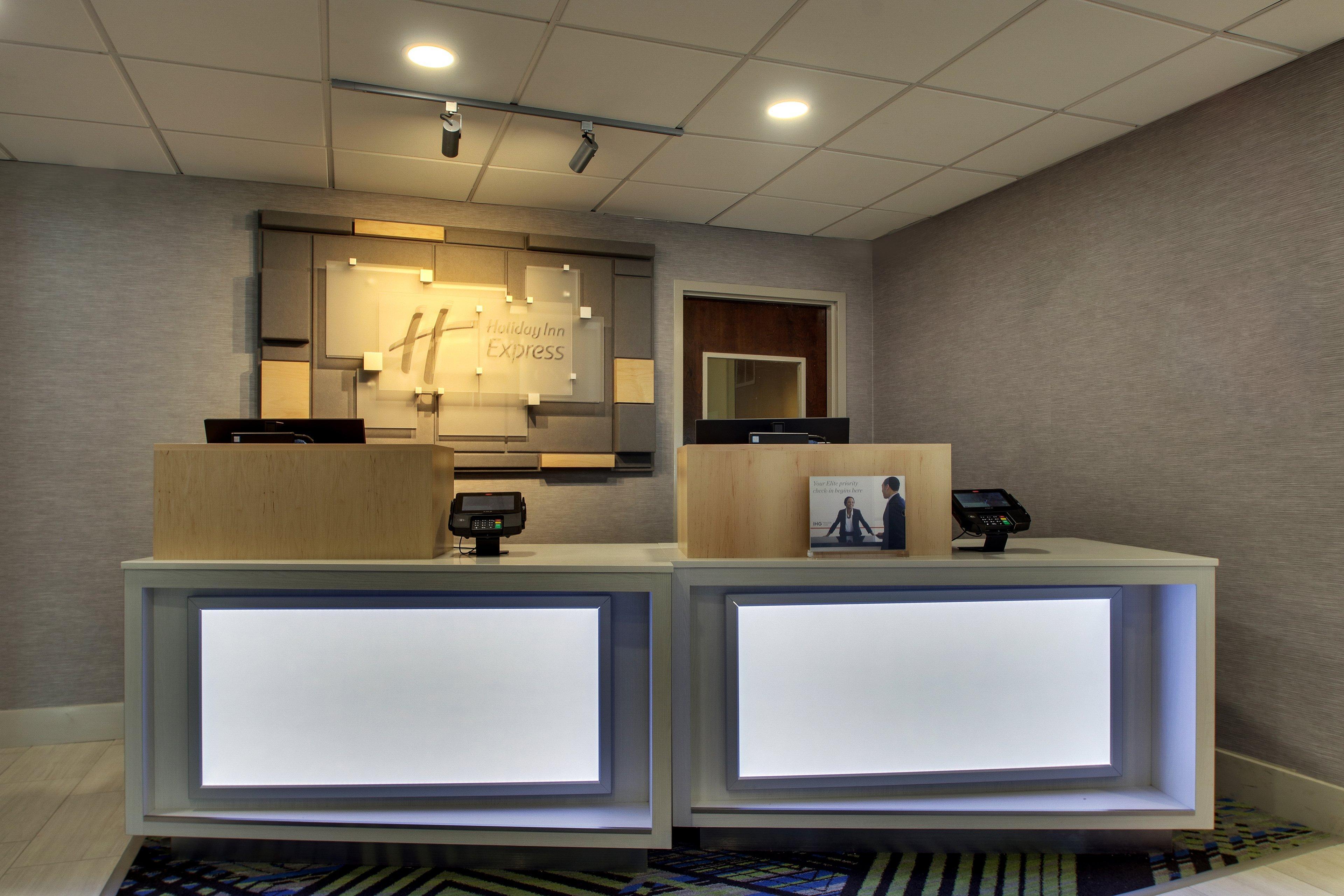 Holiday Inn Express - Horse Cave By Ihg Bagian luar foto